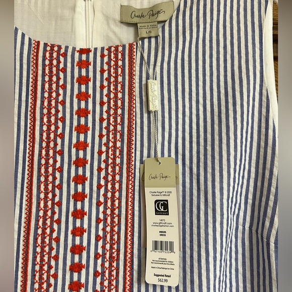 Women’s Shift style dress - Picture 2 of 3